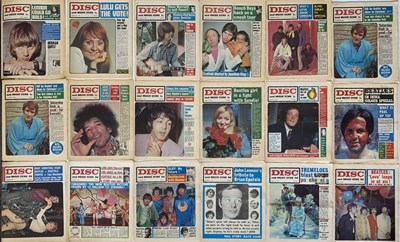 Lot 94 - MUSIC MAGAZINES - 1960S AND 1970S INC NME / RECORD MIRROR ETC.