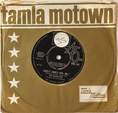 Lot 7 - THE VELVELETTES - LONELY LONELY GIRL AM I 7" (ORIGINAL UK COPY - TAMLA MOTOWN TMG 521)