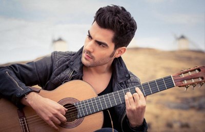 Lot 29 - MILOŠ KARADAGLIC – ONE TO ONE GUITAR LESSON (VIA ZOOM)