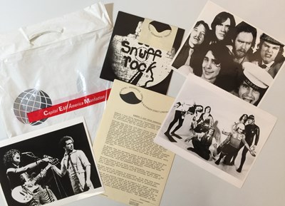 Lot 382 - ALBERTO Y LOST TRIOS PARANOIAS - SNUFF ROCK (12" WHITE LABEL PLUS PRESS PACK/7"/PROMO MATERIAL)