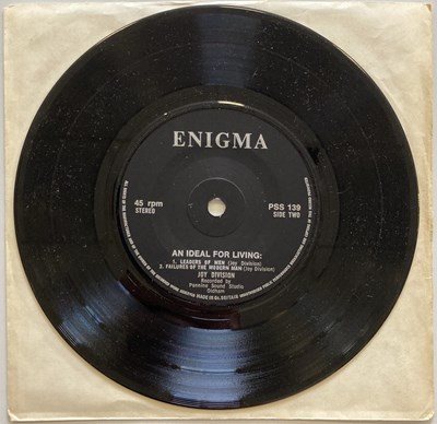 Lot 480 - JOY DIVISION FULLY SIGNED IDEAL FOR LIVING EP.