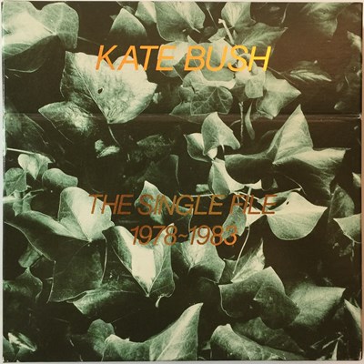 Lot 1062 - KATE BUSH - THE SINGLE FILE 1978 ~ 1983 7" BOX SET (KBS 1)