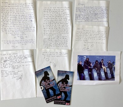 Lot 80 - TAKE THAT - ORIGINAL HANDWRITTEN LETTERS FROM THE BAND.