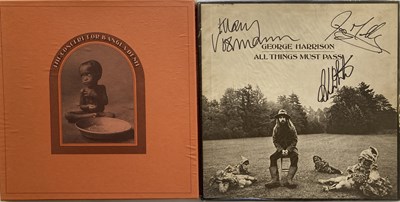 Lot 336 - GEORGE HARRISON BOXSET SIGNED ITEMS.
