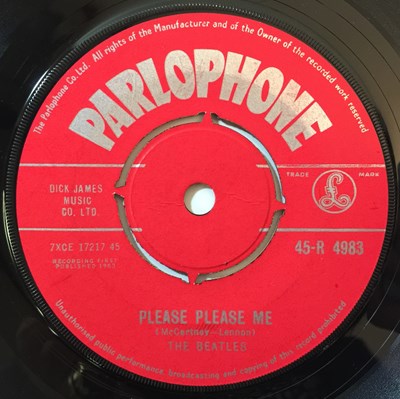 Lot 15 - THE BEATLES - PLEASE PLEASE ME 7" (ORIGINAL UK 'RED PARLOPHONE' COPY - 45-R 4949)