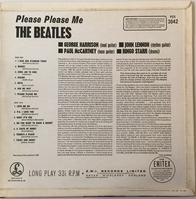 Lot 17 - THE BEATLES - PLEASE PLEASE ME LP (UK 5TH STEREO - PCS 3042)