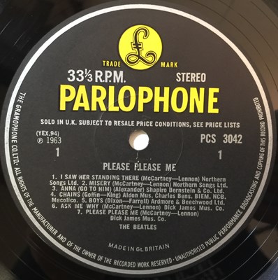 Lot 17 - THE BEATLES - PLEASE PLEASE ME LP (UK 5TH STEREO - PCS 3042)