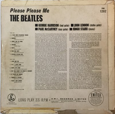 Lot 34 - THE BEATLES - PLEASE PLEASE ME (MONO 'BLACK AND GOLD' ORIGINAL PMC 1202 - 'STARTER' COPY)