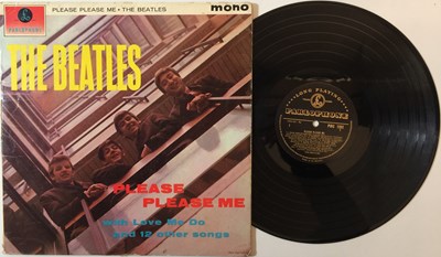 Lot 35 - THE BEATLES - PLEASE PLEASE ME (MONO 'BLACK AND GOLD' ORIGINAL PMC 1202 - SOLID EXAMPLE)