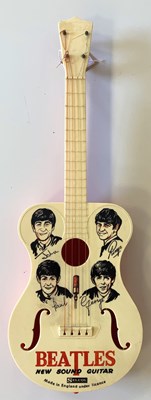 Lot 184 - SELCOL NEW SOUND GUITAR.