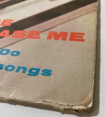 Lot 95 - THE BEATLES - STUDIO LPs (WITH CLEAN 1ST 'BLACK AND GOLD' MONO PLEASE PLEASE ME)