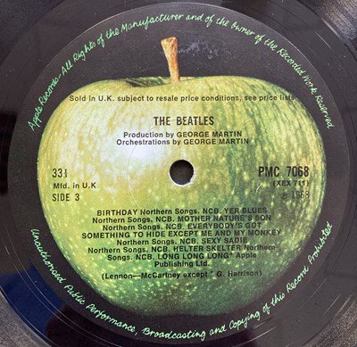 Lot 90 - THE BEATLES - WHITE ALBUM LP - NUMBER 0000815 (ORIGINAL UK MONO COPY)