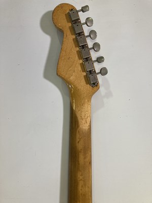 Lot 35 - 1963 FENDER STRATOCASTER.