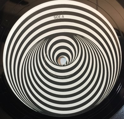 Lot 52 - BLACK SABBATH - BLACK SABBATH LP (2ND UK PRESSING - VERTIGO SWIRL VO 6 - SUPERB COPY)