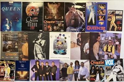 Lot 94 - QUEEN MEMORABILIA.