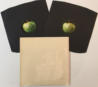 Lot 934 - THE BEATLES - WHITE ALBUM (UK MONO W/ INSERTS - PMC 7068)