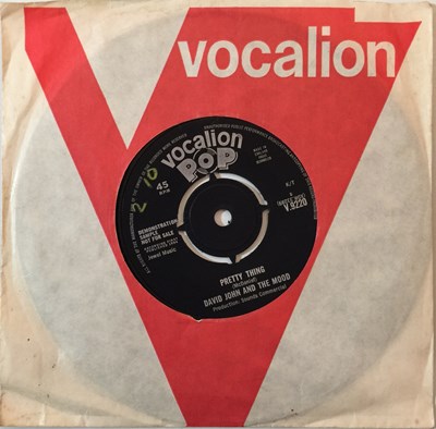Lot 1029 - DAVID JOHN AND THE MOOD - PRETTY THING 7" (UK VOCALION - V.9220)