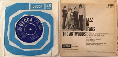 Lot 21 - THE ARTWOODS - JAZZ IN JEANS EP (ORIGINAL UK RELEASE - DECCA DFE 8654)
