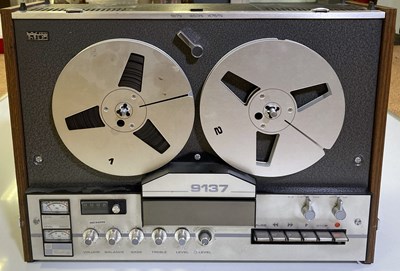Lot 19 - PYE CAMBRIDGE 9137 REEL TO REEL PLAYER.