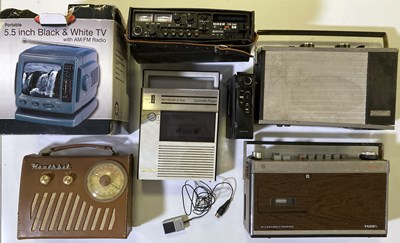 Lot 27 - VINTAGE EQUIPMENT INC DISCATRON/UHER.