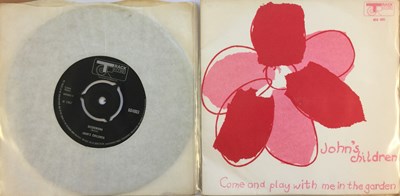 Lot 33 - JOHN'S CHILDREN - ORIGINAL UK TRACK 7" SELECTION