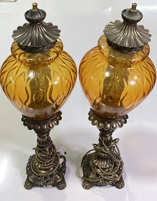 Lot 33 - LAMPS.