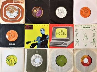 Lot 704 - CLASSIC ROCK & POP - 7" COLLECTION