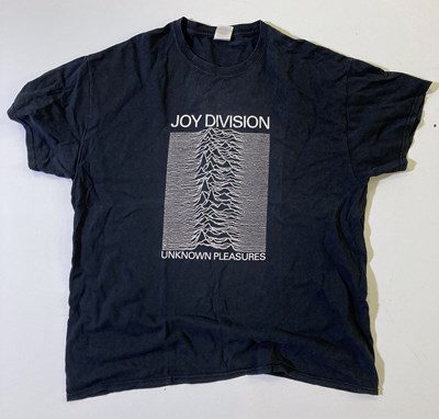 Lot 55 - BAND T-SHIRTS - MANCHESTER ARTISTS.