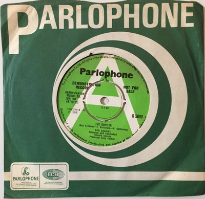 Lot 15 - DON CHARLES - THE DRIFTER 7" (ORIGINAL UK DEMO - PARLOPHONE R 5688)