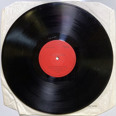 Lot 888 - DARK - DARK ROUND THE EDGES LP (ORIGINAL 1972 SELF-RELEASED COPY - BLACK/WHITE GATEFOLD SLEEVE - S.I.S. RECORDS SR 0102S)
