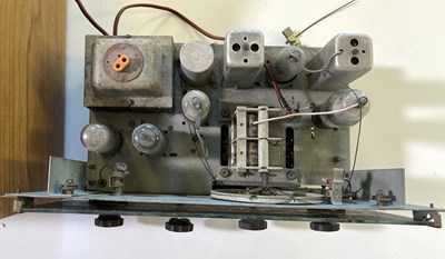 Lot 4 - FERROGRAPH SERIES SEVEN & PORTADYNE VALVE RADIO.