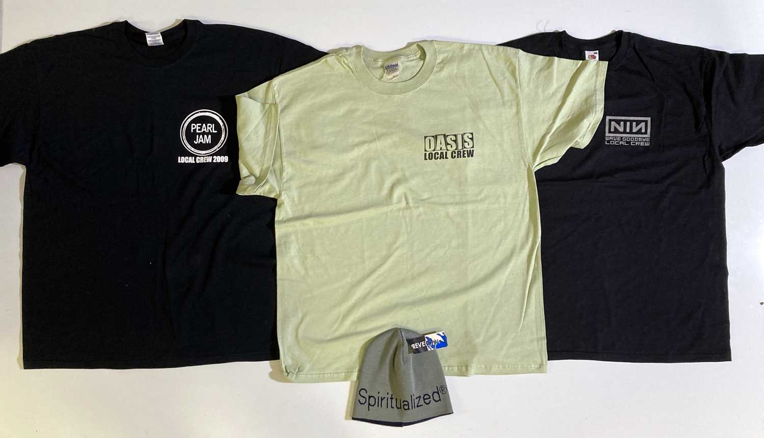Lot 54 - ROCK/INDIE TSHIRTS.