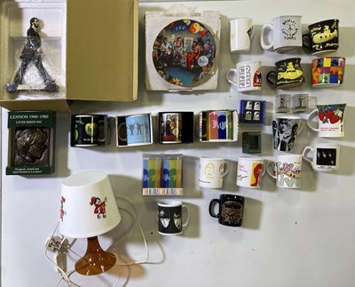 Lot 133 - THE BEATLES CERAMICS (DELPHI. GARTLAN, APPLE CORPS).