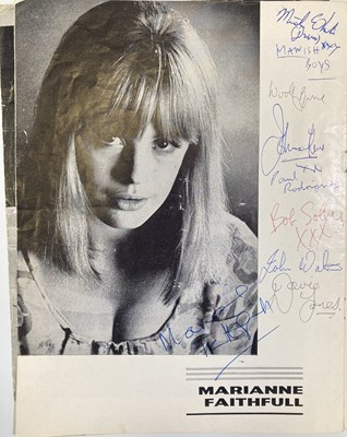 Lot 201 - 1964 KINKS PROGRAMME SIGNED BY KINKS, DAVID BOWIE & THE MANISH BOYS AND OTHERS.