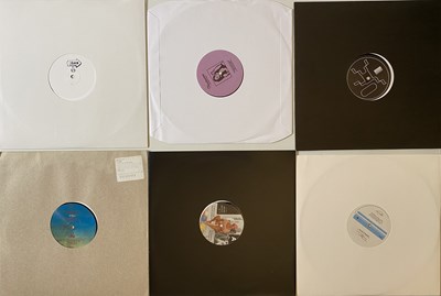 Lot 132 - 2015 TO PRESENT DAY - HOUSE / TECHNO 12" ON CONTEMPORARY LABELS.