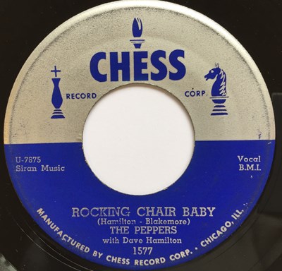 Lot 157 - THE PEPPERS - ROCKING CHAIR BABY/ HOLD ON 7" (CHESS 1577)