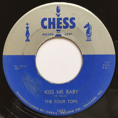 Lot 159 - THE FOUR TOPS - KISS ME BABY/ COULD IT BE YOU 7" (CHESS 1623)