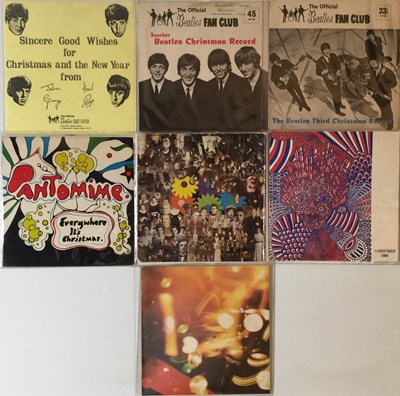 Lot 15 - THE BEATLES - CHRISTMAS 7" FLEXI DISCS