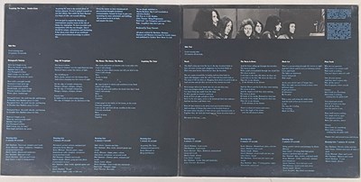 Lot 39 - GENTLE GIANT - ACQUIRING THE TASTE LP (ORIGINAL UK COPY - VERTIGO SWIRL 6360 041)
