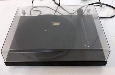 Lot 41 - PRO-JECT P1.2 TURNTABLE.