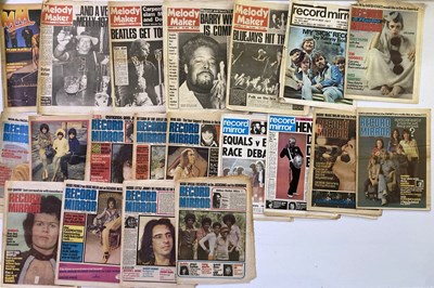 Lot 133 - MUSIC MAGAZINES - RECORD MIRROR.