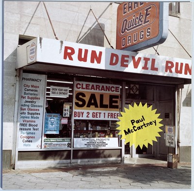 Lot 92 - PAUL MCCARTNEY - RUN DEVIL RUN LP (522 3511).