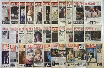 Lot 138 - MUSIC NEWSPAPERS - DISC / TOP POPS / MUSIC NEWSPAPERS.