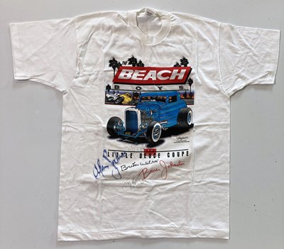 Lot 212 - THE BEACH BOYS - FULLY SIGNED T-SHIRT.