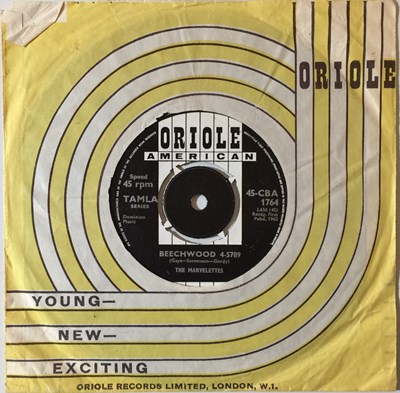 Lot 189 - THE MARVELETTES - BEECHWOOD 4-5789 (ORIGINAL UK ORIOLE COPY - 45-CBA 1764)