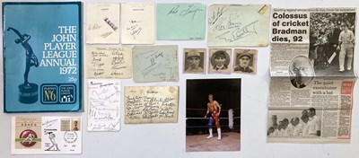Lot 28 - SPORTING AUTOGRAPH COLLECTION - BOXING / HORSE RACING / CRICKET.