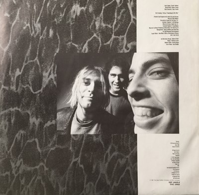 Lot 212 - NIRVANA - NEVERMIND LP (ORIGINAL 1991 EU COPY - GEF 24425)