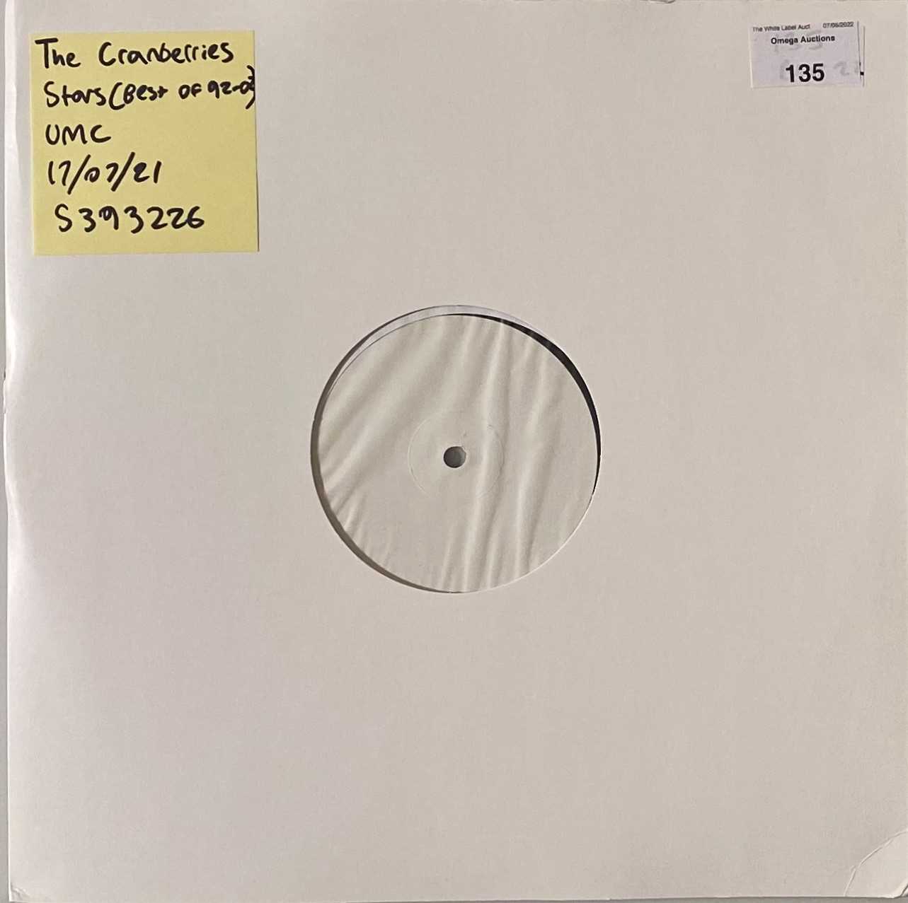 Lot 135 - THE CRANBERRIES - STARS: THE BEST OF 1992-2002 LP (2021 - ISLAND/UMC 5393226)