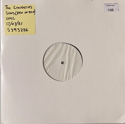 Lot 135 - THE CRANBERRIES - STARS: THE BEST OF 1992-2002 LP (2021 - ISLAND/UMC 5393226)