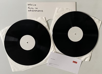 Lot 152 - WHITE LIES - TO LOSE MY LIFE LP (2019 - UMC/POLYDOR 7798175)